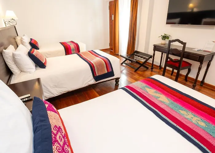Illa Hotel 3*
