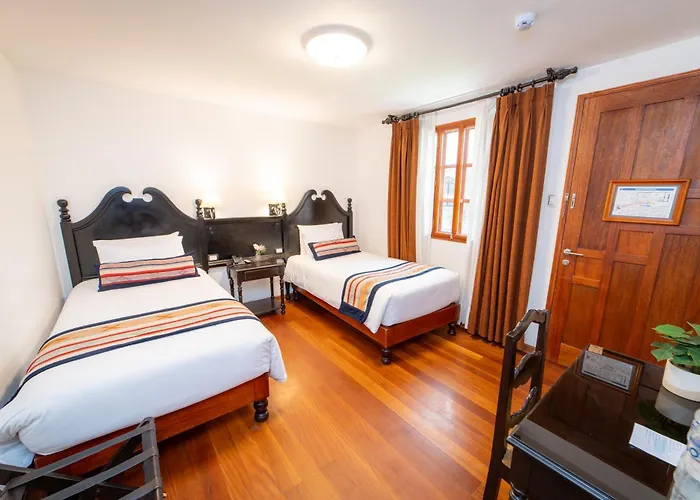 Hotel Illa 3*