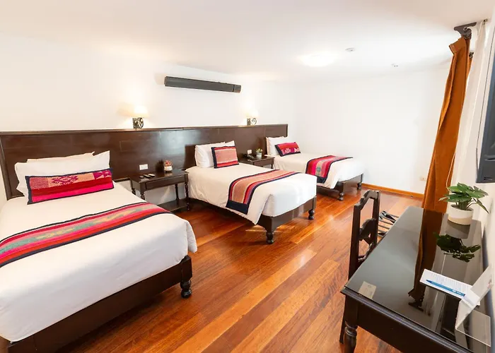 Hotel Illa 3*